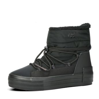 Calvin Klein women's stylish snow boots - black