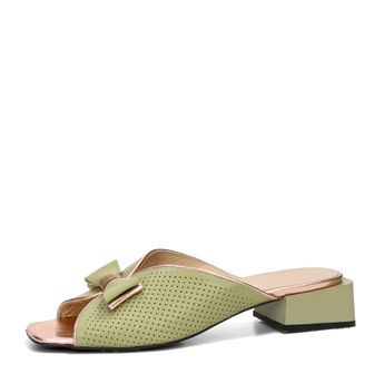 ETIMEĒ women's leather slippers - green