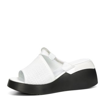ETIMEĒ women&#039;s leather slippers - white