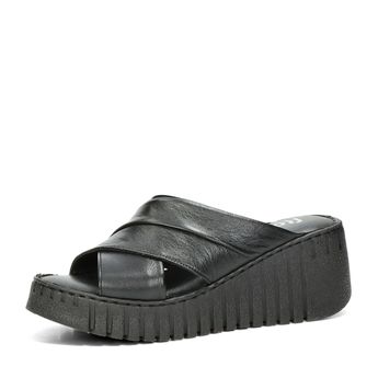Robel women&#039;s leather slippers - black